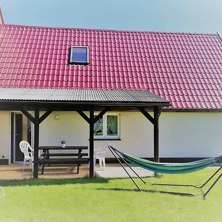 Dobra Chata بيت للعطل Przewloka (Pomerania)